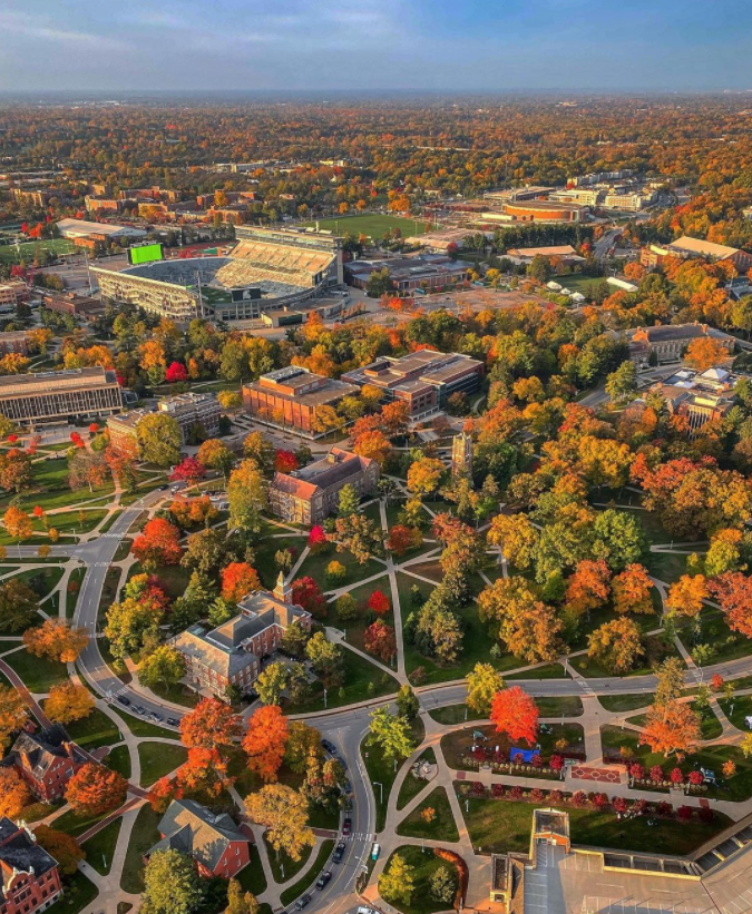 Read more about the article Beautiful Fall Campus View