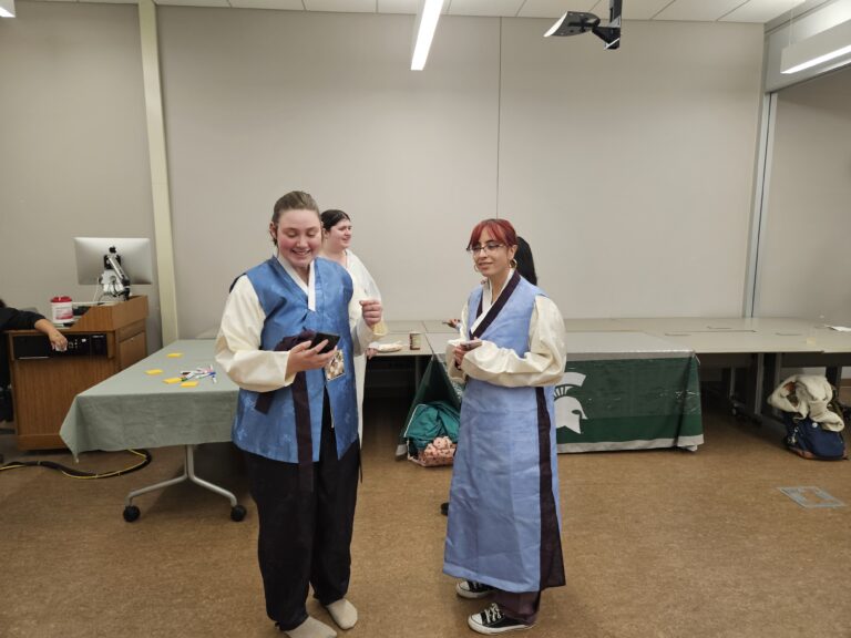 Read more about the article Chuseok Celebration Held in ELC Rooms